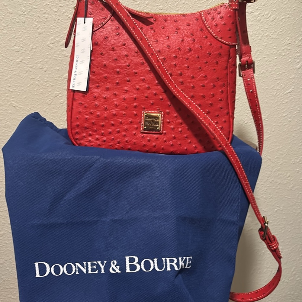 Dooney & Bourke Textured Red Crossbody Bag - Picture 2 of 8